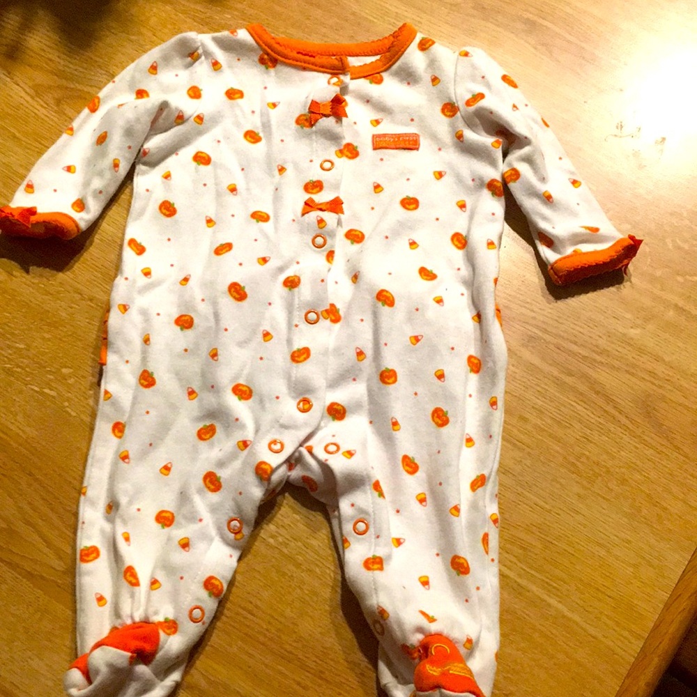 0-3 months baby’s first Halloween footie sleep and play